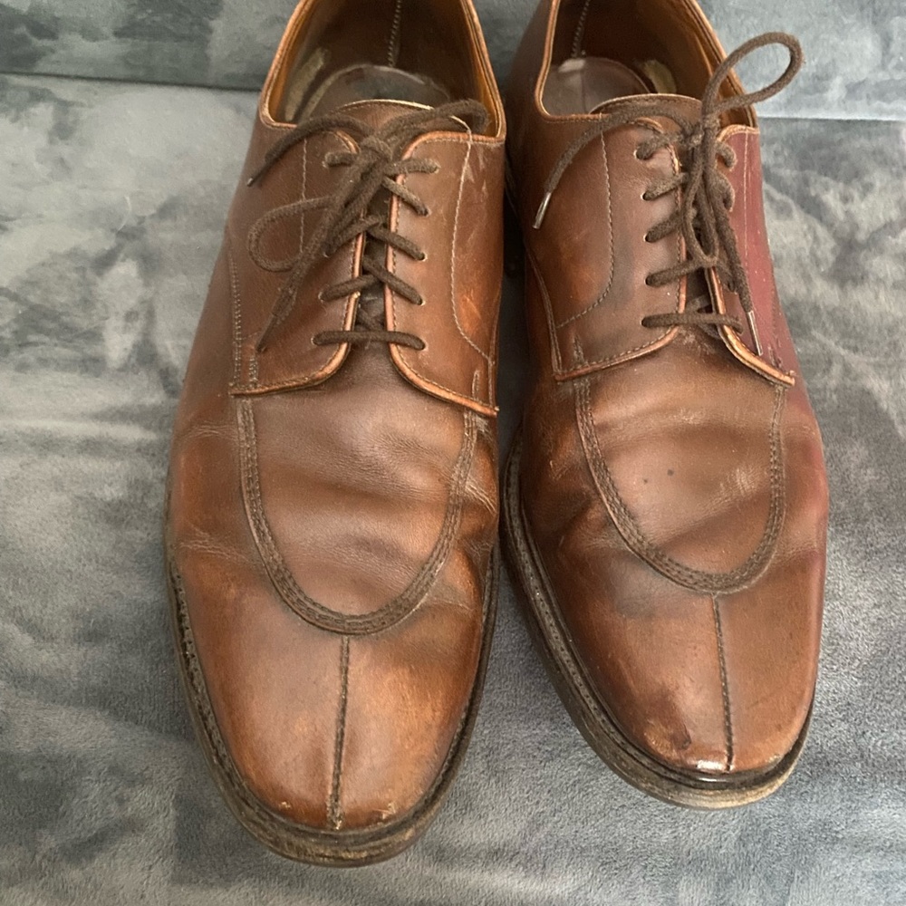 Dress shoes